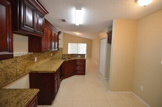 1688 SW 158th Ave in Pembroke Pines, FL - Building Photo - Building Photo