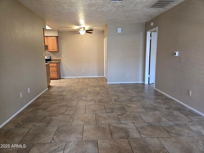 10815 W Northern Ave in Glendale, AZ - Building Photo - Building Photo