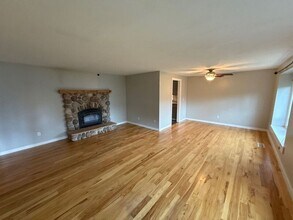 3677 Carmelle Ct NE in Salem, OR - Building Photo - Building Photo