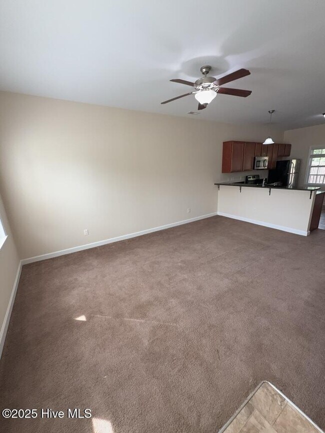 312 Burley Dr in Hubert, NC - Building Photo - Building Photo