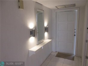 2671 S Course Dr in Pompano Beach, FL - Building Photo - Building Photo