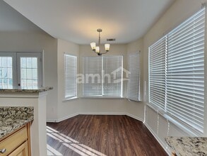 3394 English Oaks Dr NW in Kennesaw, GA - Foto de edificio - Building Photo