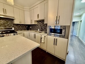 13275-13290 90 Ave in Surrey, BC - Building Photo - Building Photo