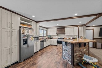 4638 Benton Rd in Bossier City, LA - Building Photo - Building Photo