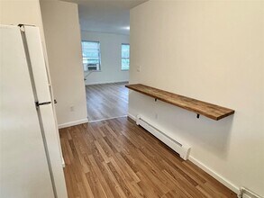 28-30 Davis St in Beacon, NY - Building Photo - Building Photo