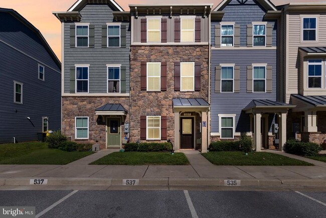 537 Willow Bend Dr in Glen Burnie, MD - Building Photo - Building Photo