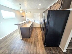314 Macey Ave in Harrisburg, SD - Building Photo - Building Photo