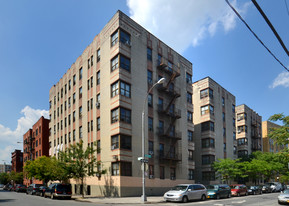 Kenneth Arms Apartments