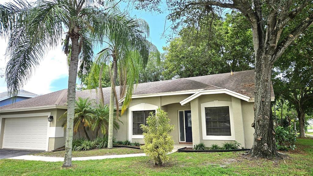 5114 NW 42nd Terrace in Coconut Creek, FL - Building Photo