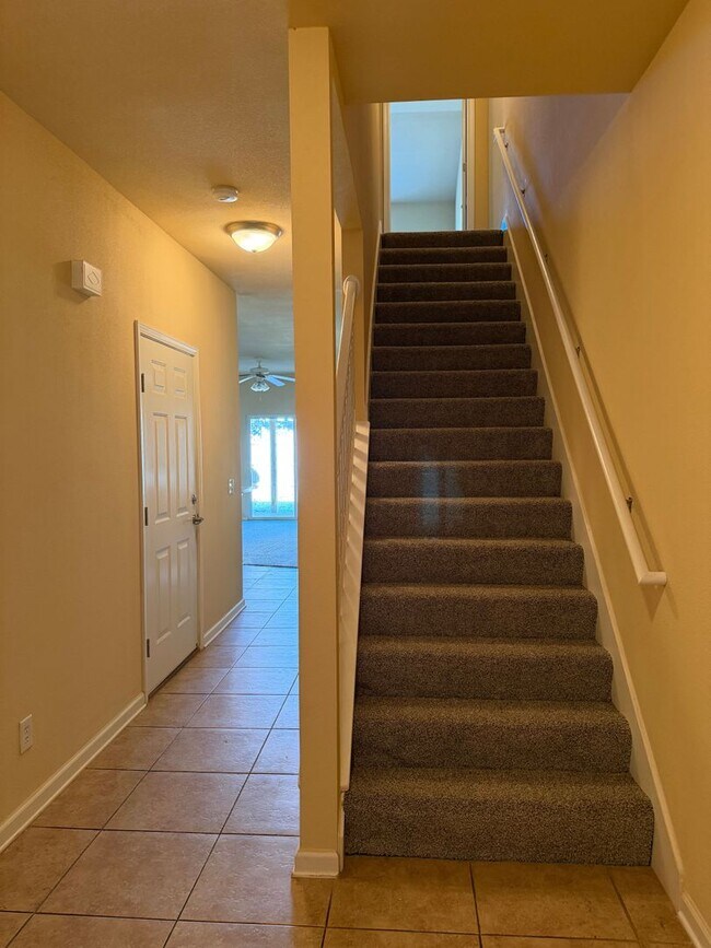 148 Iron Horse Dr E in Crestview, FL - Building Photo - Building Photo