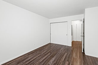 6030 N Sheridan Rd in Chicago, IL - Building Photo - Building Photo