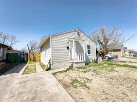 2125 Grayson Ave in Fort Worth, TX - Building Photo