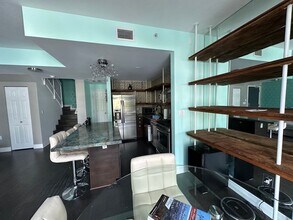 1277 Kettner Blvd in San Diego, CA - Building Photo - Building Photo