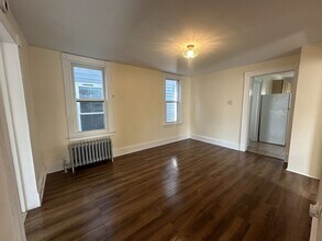 39 Guilden St in New Brunswick, NJ - Building Photo - Building Photo