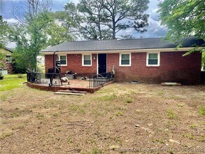 4112 Legion Rd in Hope Mills, NC - Foto de edificio - Building Photo