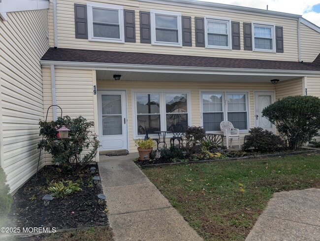 property at 19 Gibraltar Ct