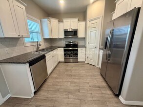 9919 Landry Dr in Barling, AR - Building Photo - Building Photo