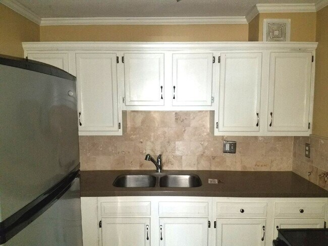 405 Dunwoody St in Tallahassee, FL - Building Photo - Building Photo