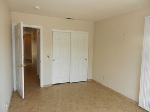 600 Waltz Rd in Perris, CA - Building Photo - Building Photo