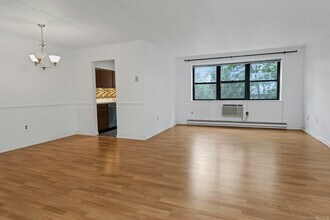 9 Park St in Norwalk, CT - Building Photo - Building Photo