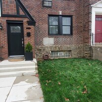 1436 67th Ave, Unit B in Philadelphia, PA - Building Photo