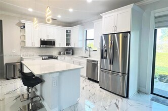 3724 56th Ave NE in Naples, FL - Building Photo - Building Photo