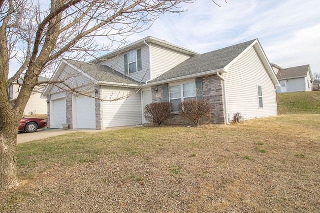 property at 1408 Godas Cir