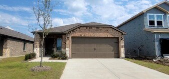1619 Fawn Crk Dr in Blue Ridge, TX - Building Photo