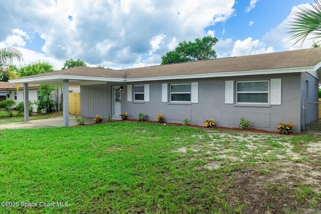 950 Alford St in Titusville, FL - Foto de edificio - Building Photo