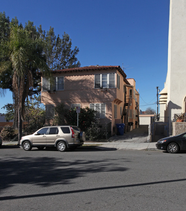 1725 New Hampshire Ave in Los Angeles, CA - Building Photo