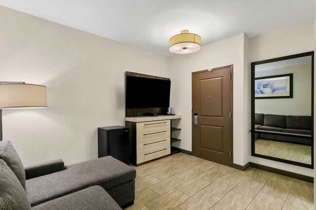 1519-19 S Charles St in Baltimore, MD - Foto de edificio - Building Photo