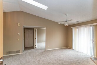 914 Tenderfoot Hill Rd in Colorado Springs, CO - Building Photo - Building Photo