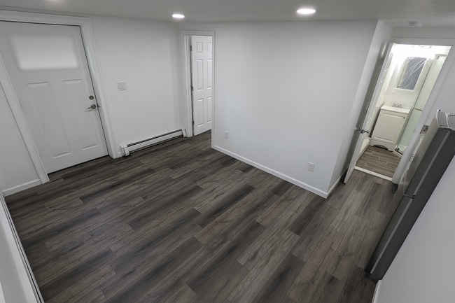 40 Meadow Rd, Unit 1 Unit