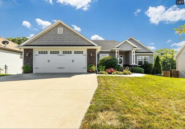 property at 3314 Crabapple Ln