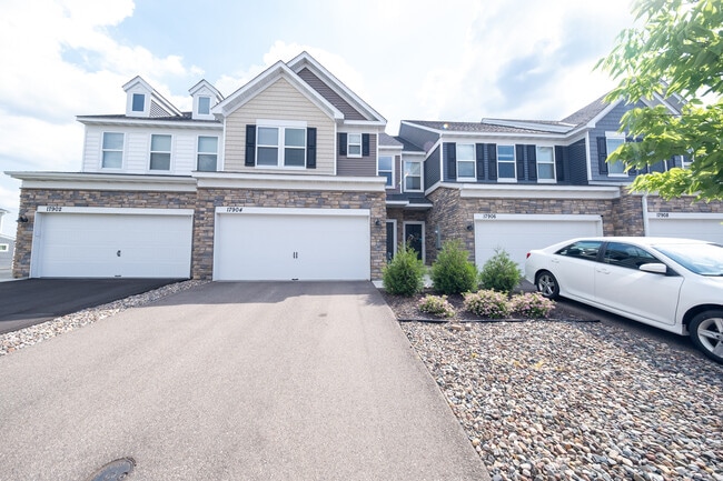 property at 17904 Giants Wy