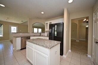 219 N Wimberly Way in Conroe, TX - Building Photo - Building Photo