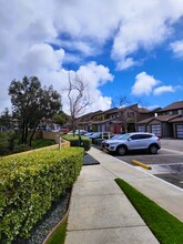 Ocean Breeze in Oceanside, CA - Foto de edificio - Building Photo