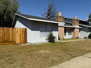 1714 Conestoga Dr in Merced, CA - Building Photo - Building Photo