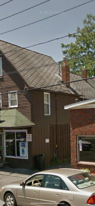 1809 Van Vranken Ave, Unit Front unit in Schenectady, NY - Building Photo