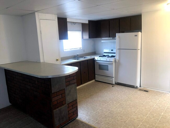 property at 421 N 200 W St