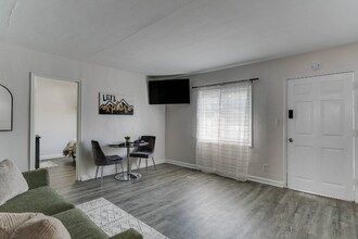 1324 Hillside Ave in Norfolk, VA - Building Photo - Building Photo