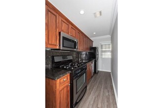 150 Secatogue Ave in Farmingdale, NY - Foto de edificio - Building Photo