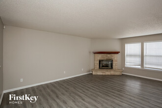 14234 Refreshing Garden Ln in Fishers, IN - Building Photo - Building Photo