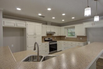 720 Tennessee Acres Dr in Texarkana, AR - Building Photo - Building Photo