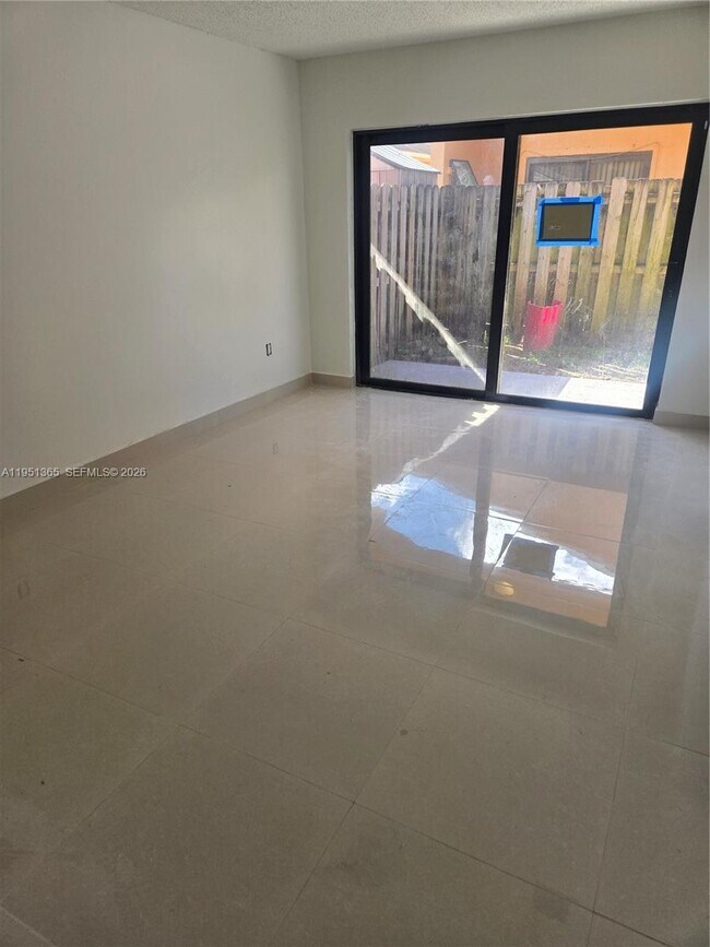 20702 SW 121st Ct in Miami, FL - Building Photo - Building Photo