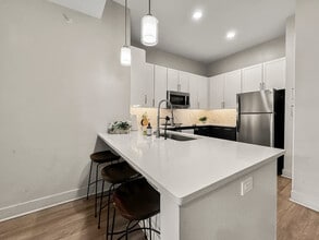 310 N Malcolm X Blvd in Dallas, TX - Building Photo - Building Photo