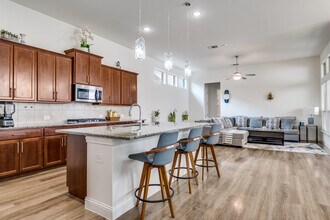 1521 Buckeye Trl in Garland, TX - Building Photo - Building Photo