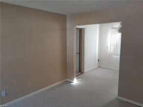 4525 James Ct in Virginia Beach, VA - Building Photo - Building Photo