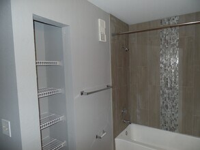 3350 Pinewalk Dr N in Margate, FL - Building Photo - Building Photo