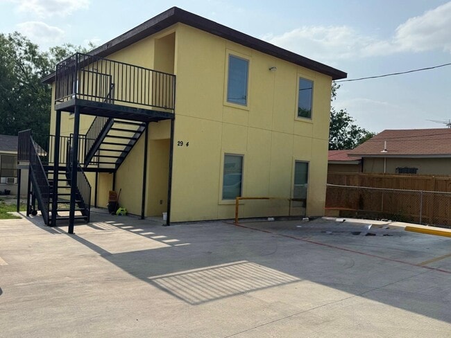 property at 2904 Salinas Ave